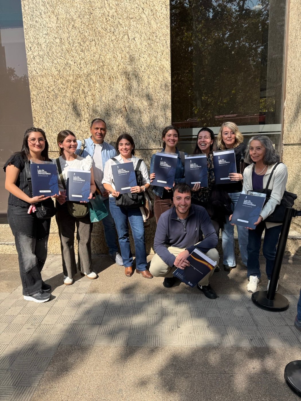 Germán Merino junto a clientes en la Torre San Ramón